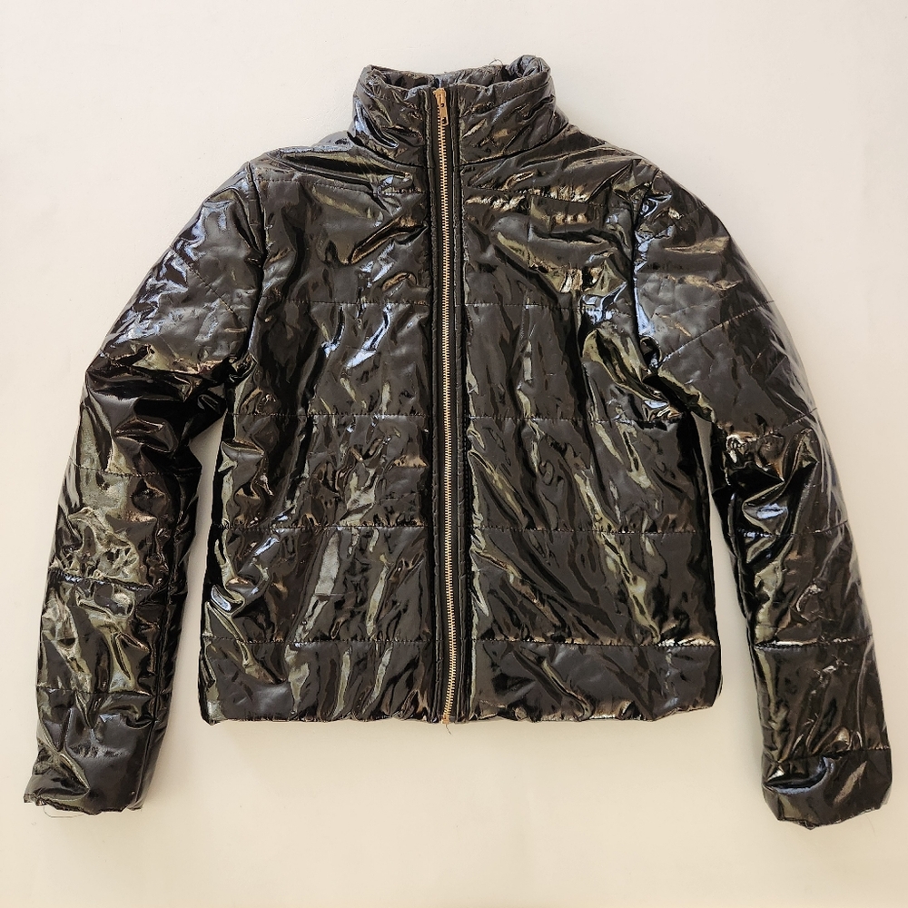 Shiny Quilted Puffer Jacket - Black
